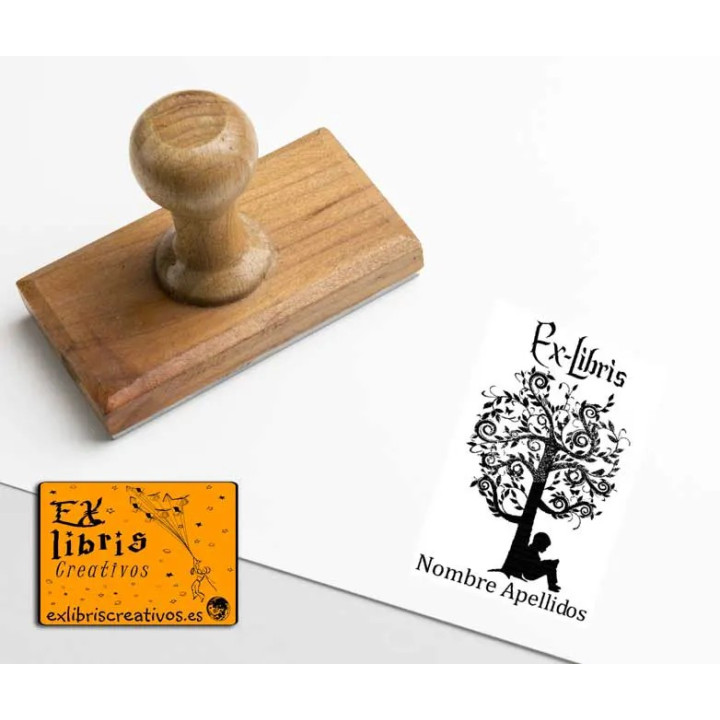 ExLibris Leyendo bajo árbol